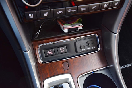 Editorial 2019 subaru ascent premier 27 jp