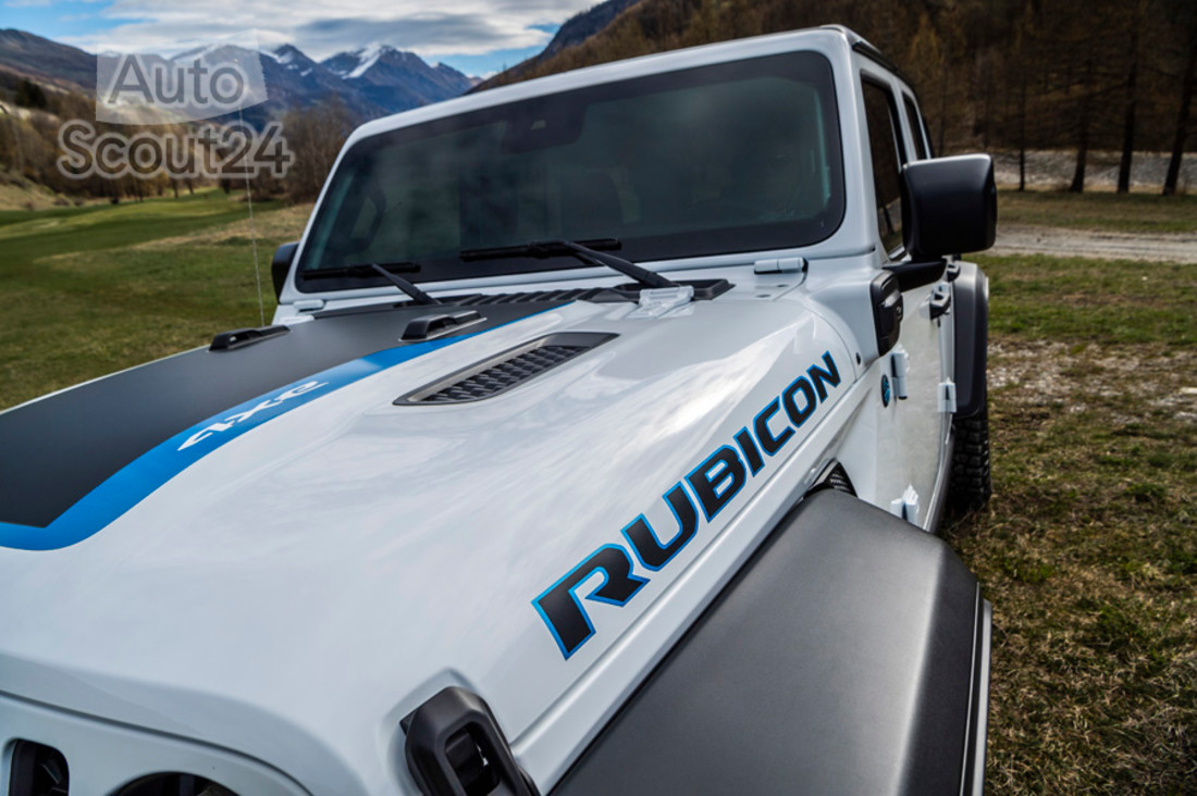 jeep-wrangler-4xe (7).jpg