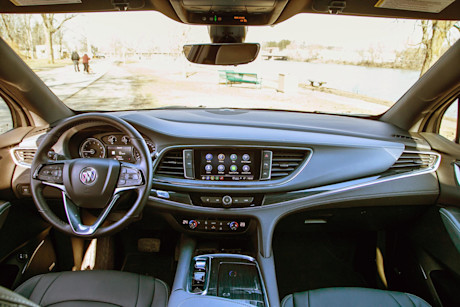 Editorial 2022 buick enclave essence 17 jw