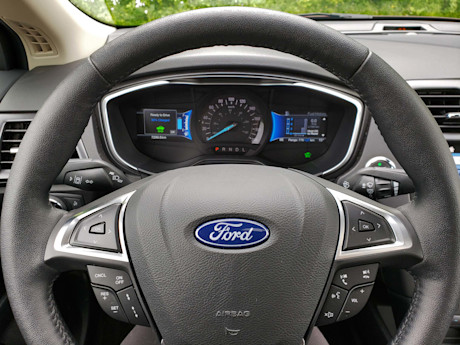 Editorial 2019 ford fusion energi titanium 18 sw