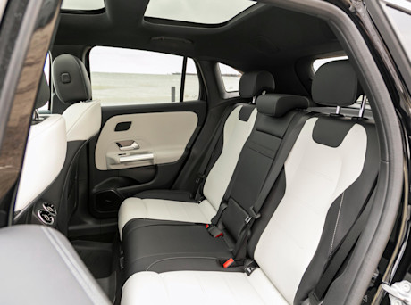 Editorial 2021 mercedes benz gla 250 4matic 16 jw