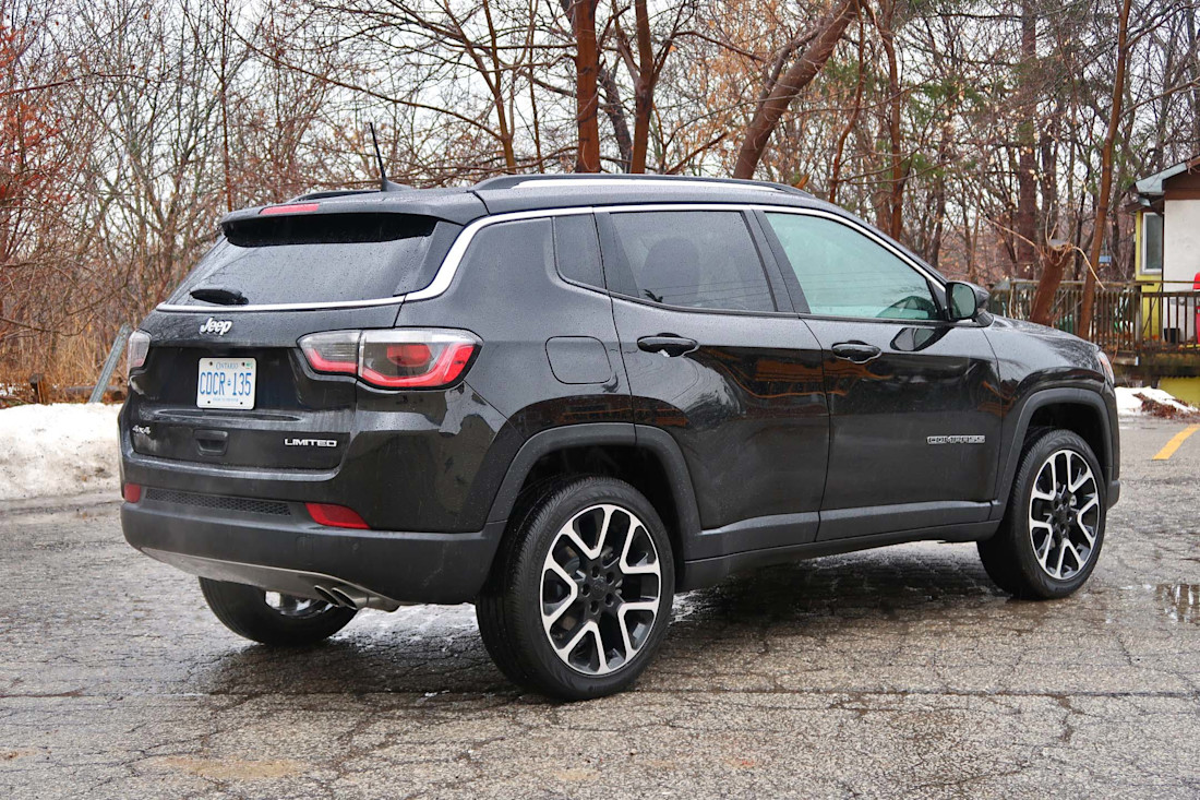 Editorial 2018 jeep compass limited 4x4 06 jm