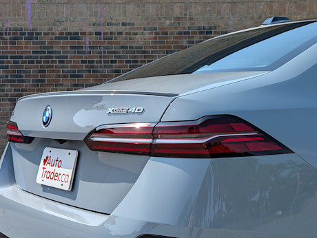 Editorial 2025 bmw i5 xdrive40 td sb 240813 9