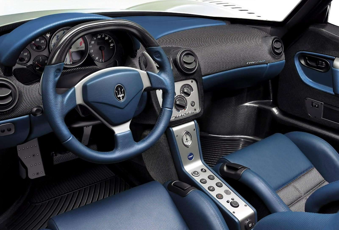 maserati-mc12-interieur