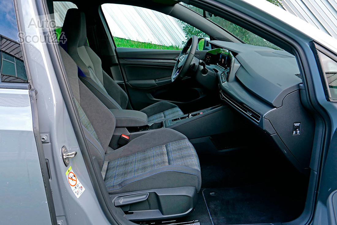 Prueba VW Golf GTE 2020 Ruben Fidalgo (4).jpg