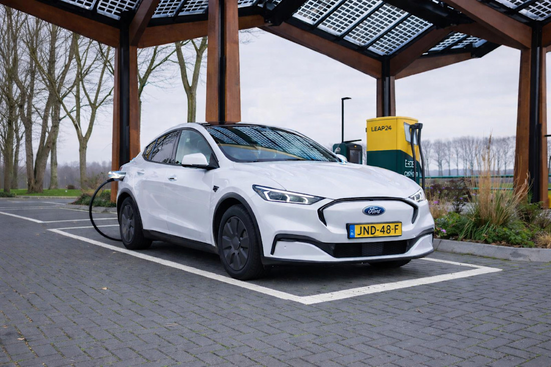 ford-baas-belooft-concurrent-voor-tesla-model-y-en-model-3-cc1447-1