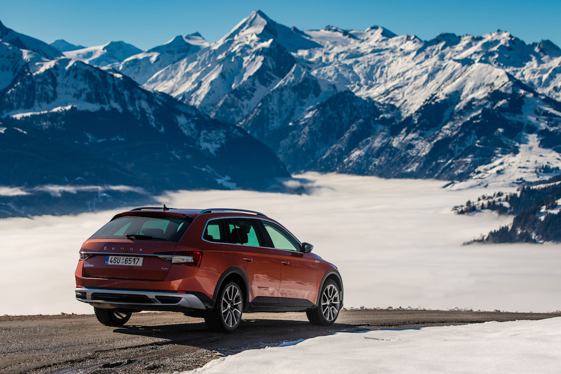 Skoda_Superb_Scout_AS24