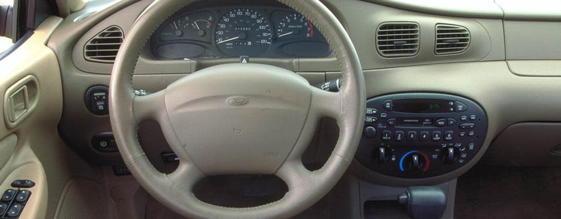 ford-escort-l-03
