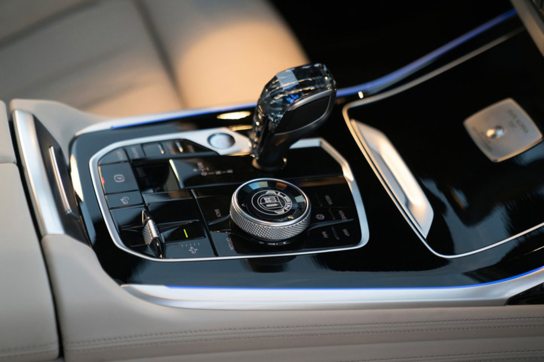 Alpina-BMW_XB7-2021-1280-1e.jpg