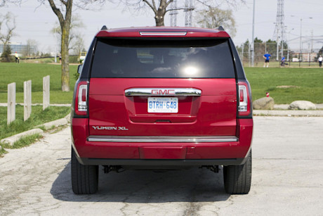 Editorial 2015 gmc yukon xl denali 4wd jy 09