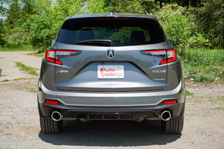 Editorial 2023 acura rdx platinum elite a spec td 230712 05 di