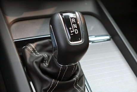 Editorial 2021 volvo v60 t5 awd r design 33 jm