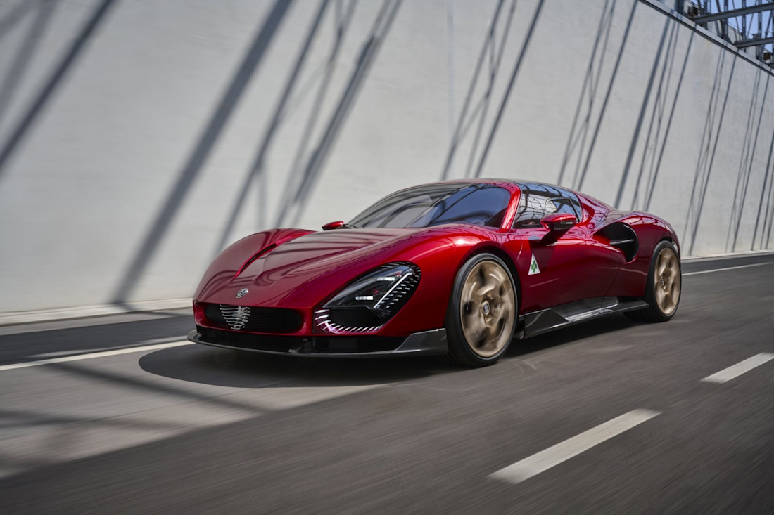 alfa-romeo-supercar-2023-9.jpg