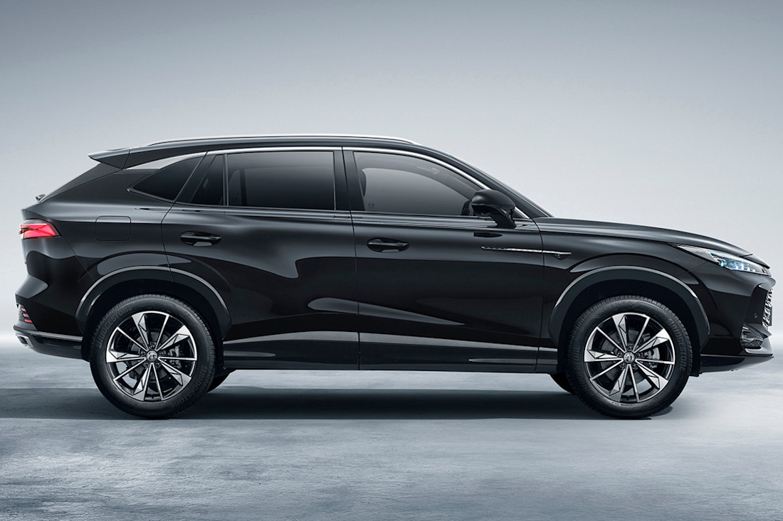 MG HS Hybrid Plug-in (5).jpg