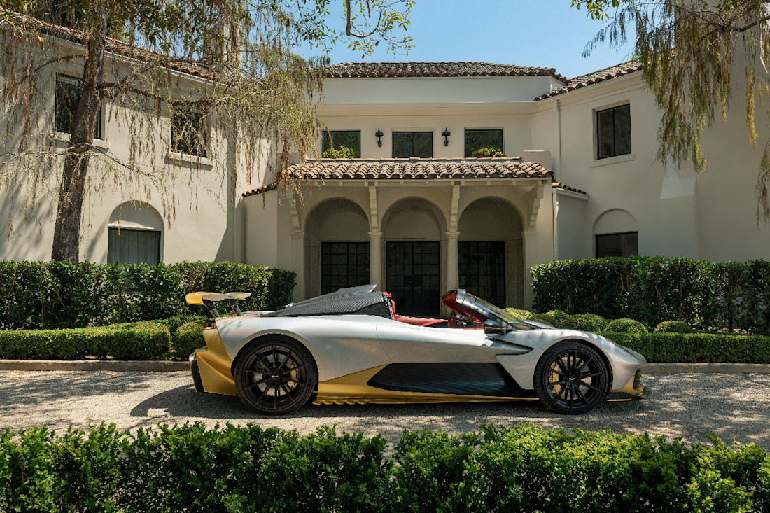 Aston-Martin-Valhalla-Spider_11.jpg