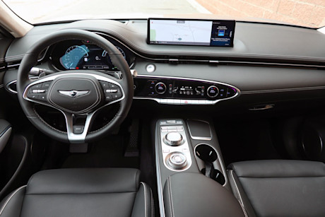 Editorial 2023 genesis electrified gv70 prestige td 230810 19 jm