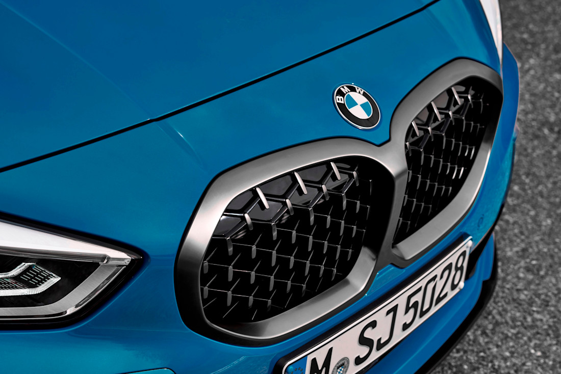 P90349585_highRes_the-all-new-bmw-1-se.jpg