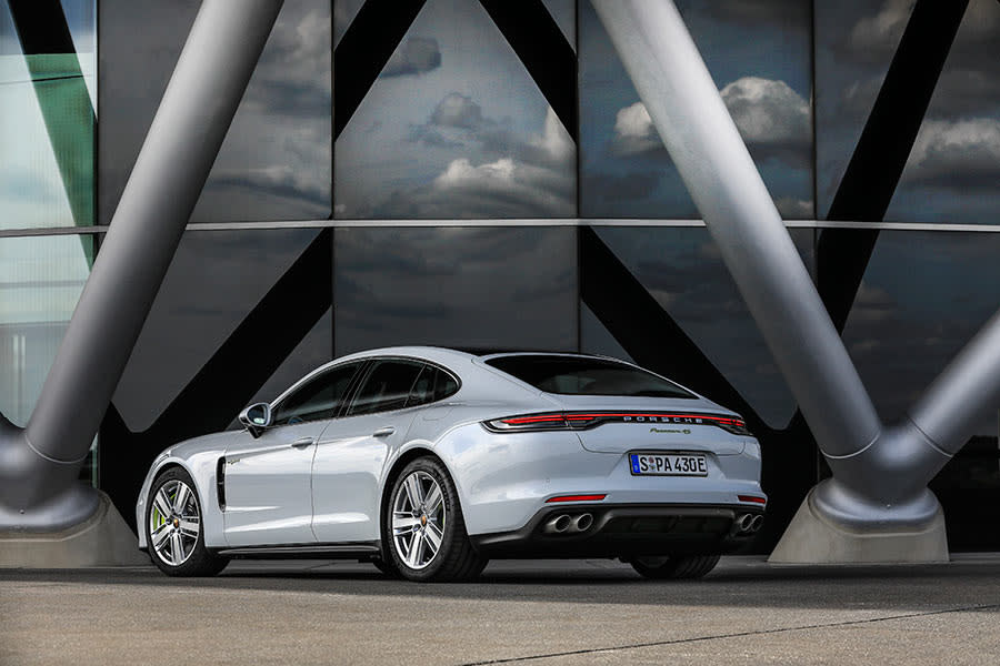 Porsche Panamera híbrido (5).jpg