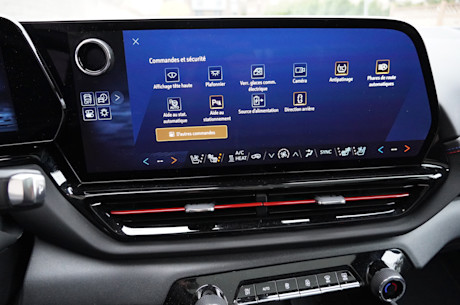 Chevrolet Silverado EV RST 2024 : essai routier Image