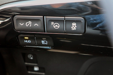 Editorial 2022 toyota prius prime upgrade 34 jm