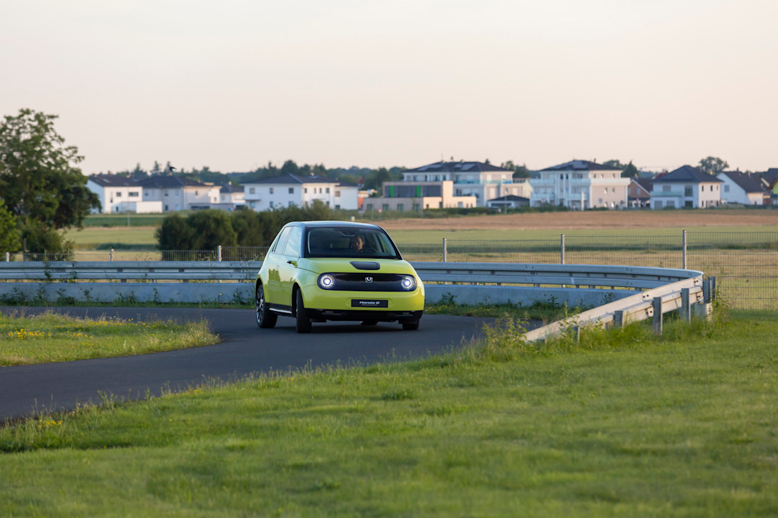 AS24 - Honda e (2).jpg