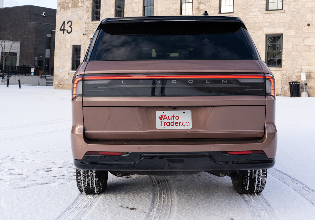 2026 Lincoln Navigator - TD - JW - 260413 - 27.jpg