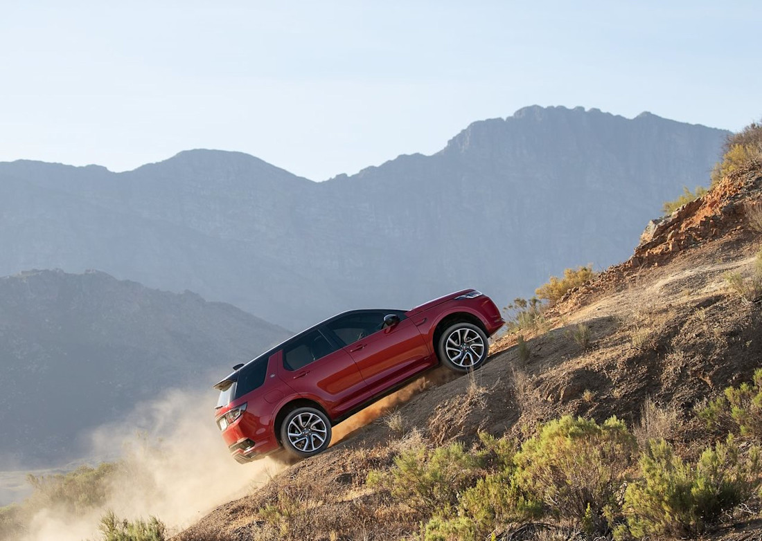 Land_Rover-Discovery_Sport-2020-1280-1a.jpg