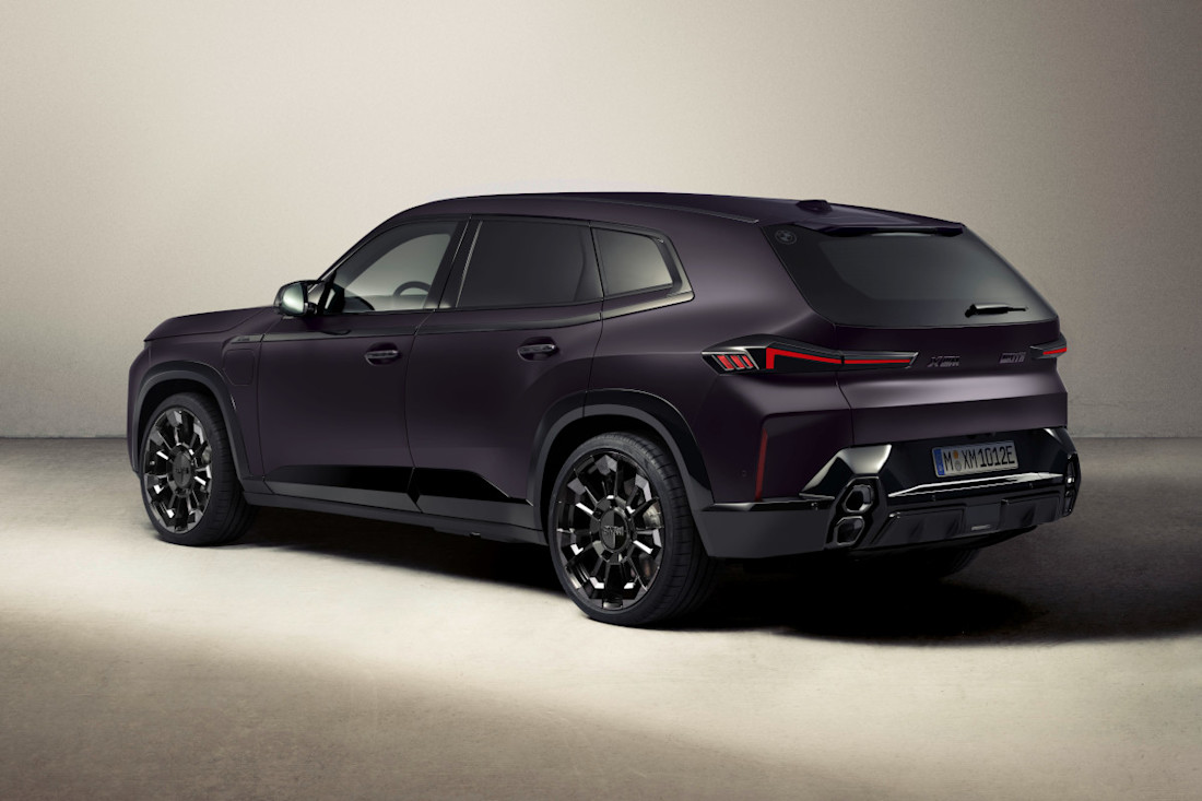 BMW-XM-by-Kith-2024 (15).jpg