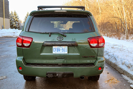 Editorial 2020 toyota sequoia sr5 trd pro 07 jm