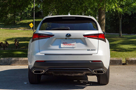 Editorial 2020 lexus nx 300 black line 07 jl