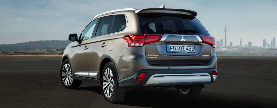 6g5R2cyTxcsXzRwxkwjoSb-a3a8f17872b96d27957e03afa434223f-mitsubishi-outlander-l-07-1100