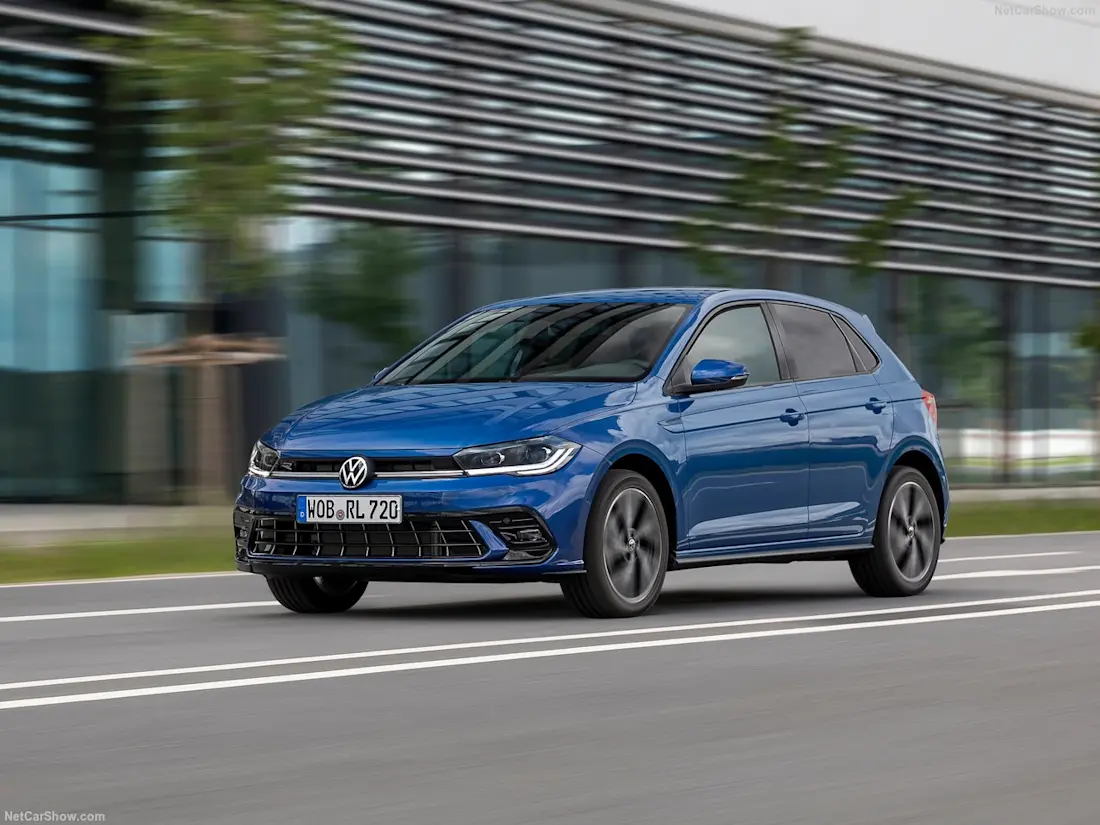 Volkswagen-Polo-2022 schräge Seitenansicht