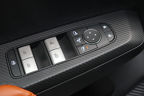 Editorial 2024 mitsubishi outlander phev gt premium 41