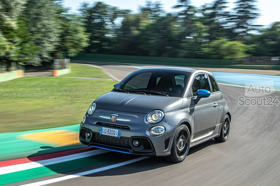 Fiat-F595_Abarth-2022-1280-04 (1).jpg