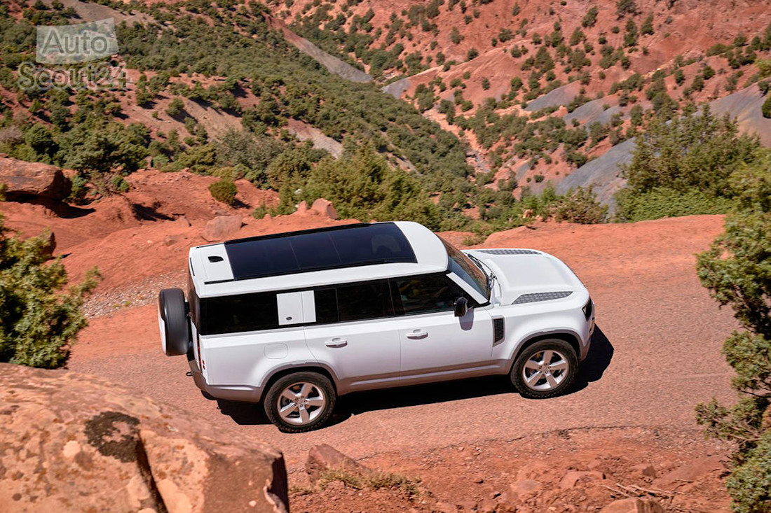 Nuevos-Land-Rover-Defender-8-plazas-y-hard-top-2022-(16).jpg