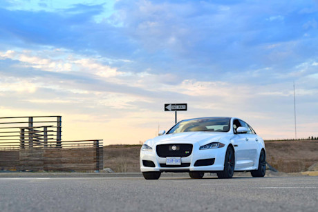 Editorial 2018 jaguar xjr 575 10 jp