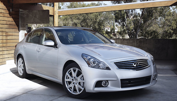 Infiniti G37