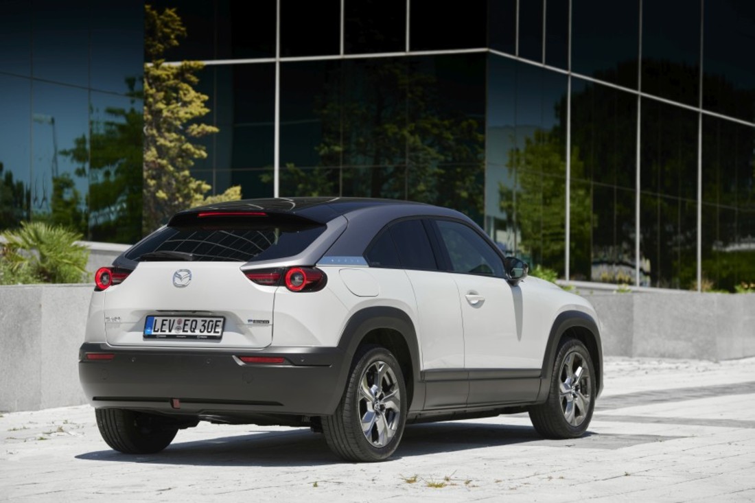 mazda-mx-30 (38).jpg