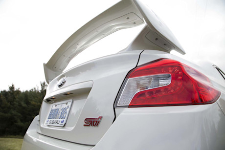 Editorial 2016 subaru wrx sti jw 09