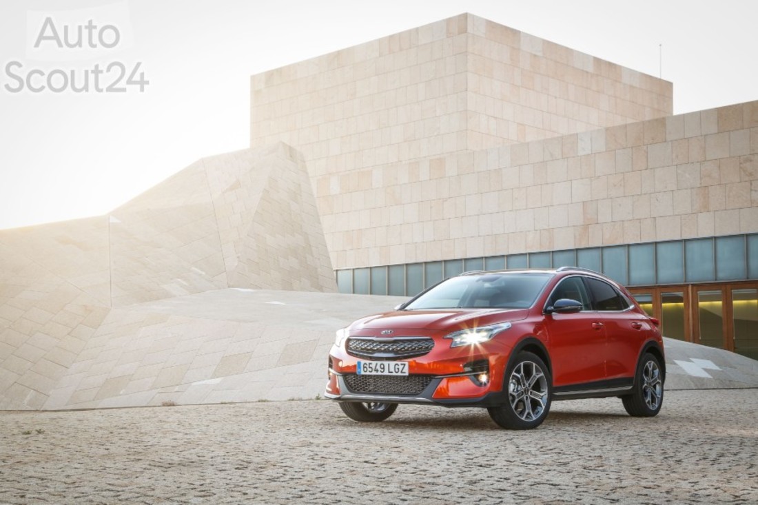 KIA - NUEVO XCEED PHEV - CALIDAD MEDIA_002 (1).jpg