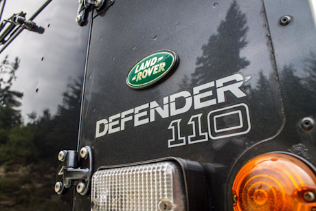 Editorial 2000 land rover defender 110 bm 14
