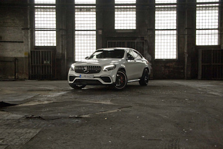 Editorial 2018 mercedes amg glc 63 s coupe 10 lw