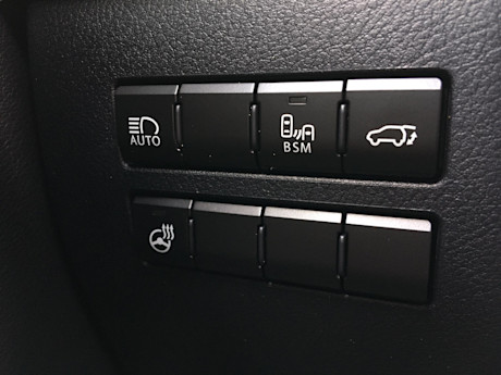 Lexus NX 300h 2021 : essai routier Image