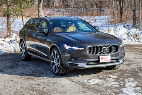 Editorial 2024 volvo v90 cross country ultimate td 240314 03 jm