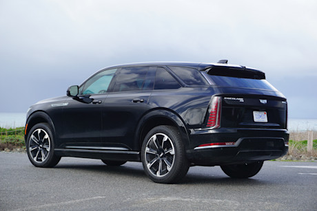 Editorial 2025 cadillac escalade iq fd di 20250313 25