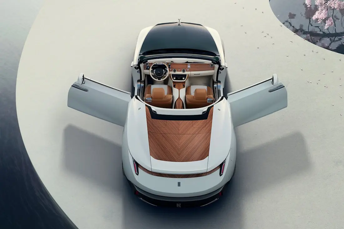 Rolls-Royce-Droptail Arcadia-2024-1600-0a Rolls-Royce-Droptail Arcadia-2024-1600-0a