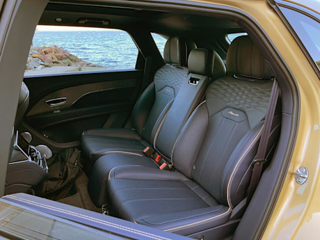 Editorial 2023 bentley bentayga 22 sb