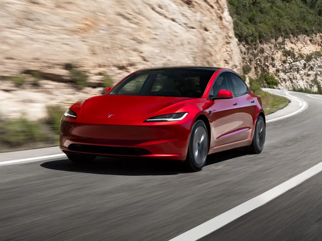 nederlanders-willen-geen-sedan-meer-maar-in-dit-grote-land-zijn-ze-er-dol-op-2025-03