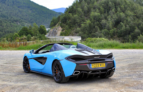 Editorial 2018 mclaren 570s spider 07 pb