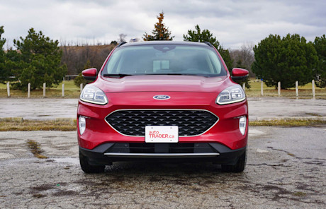 Editorial 2020 ford escape titanium 01 di